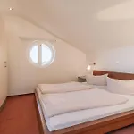 Seepanorama Aparthotel Mirow
